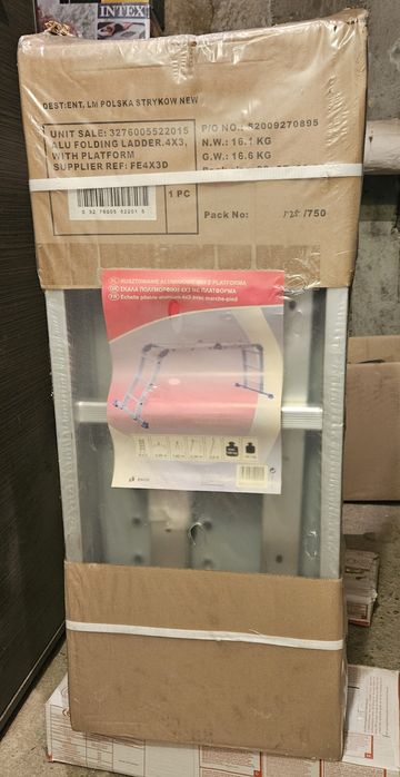 Drabina przegubowa z podestem / Rusztowanie aluminiowe