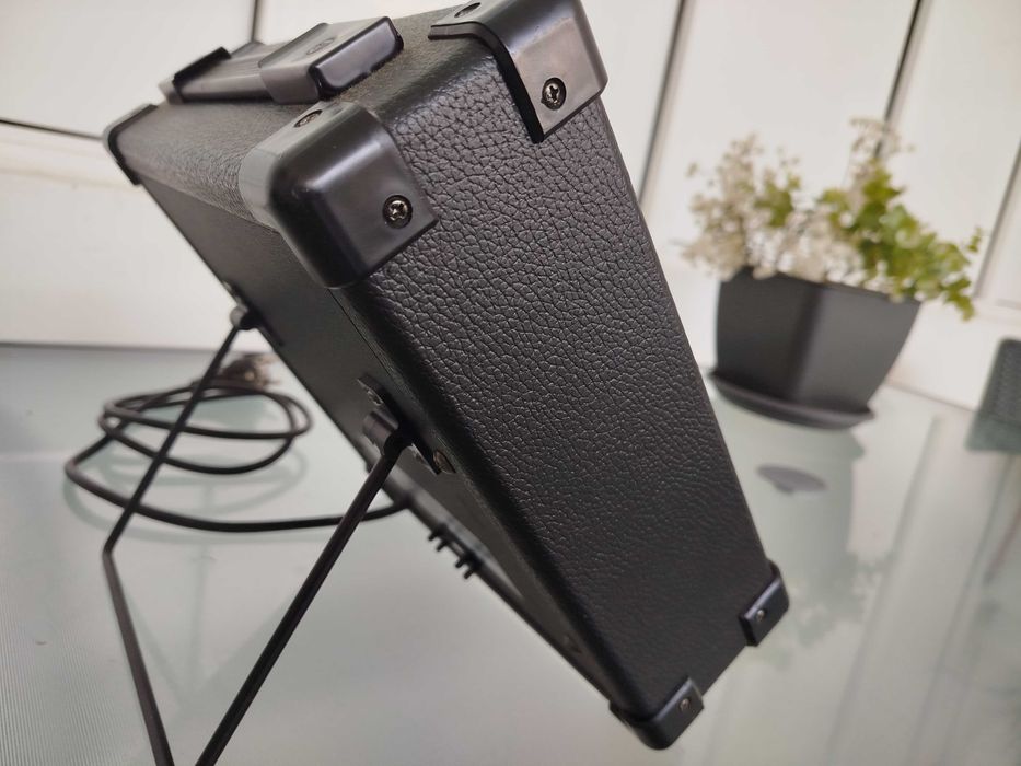 Amplificador para Guitarra da marca ZIPY - mod GA 10