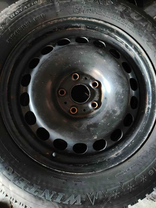 Opony zimowe z felgami 215/65 R16