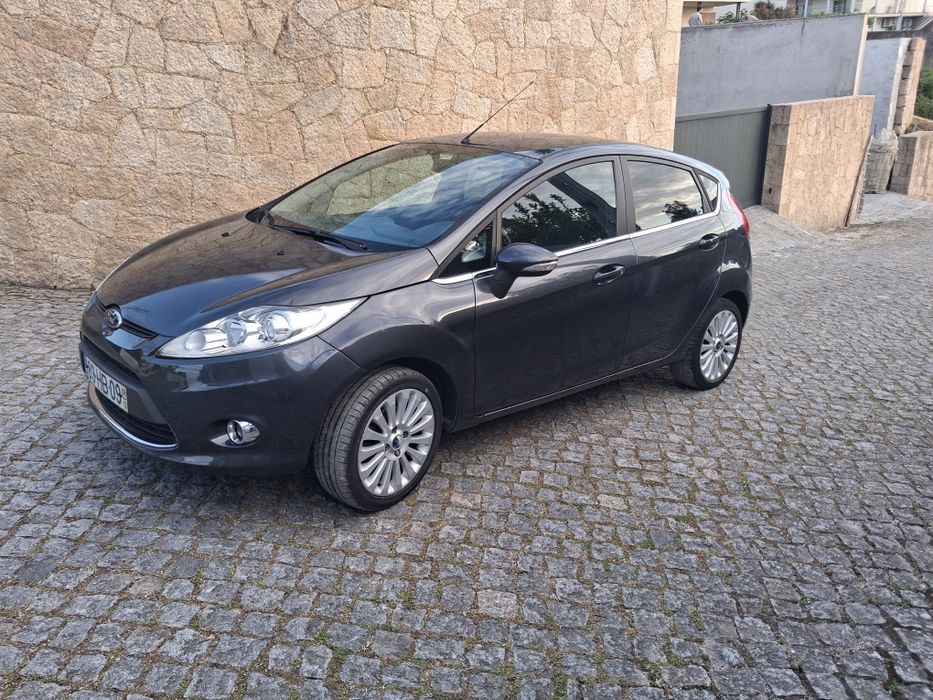 Ford fiesta 1.25 com 1 só dono