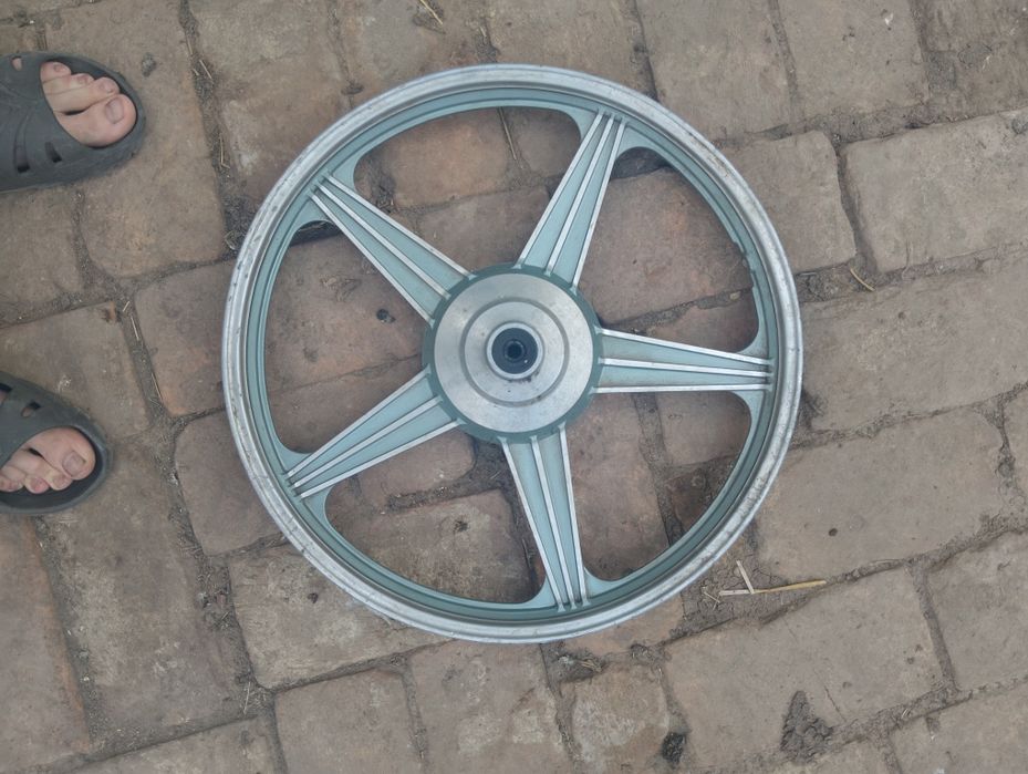 Продам деталі до мотоцикла