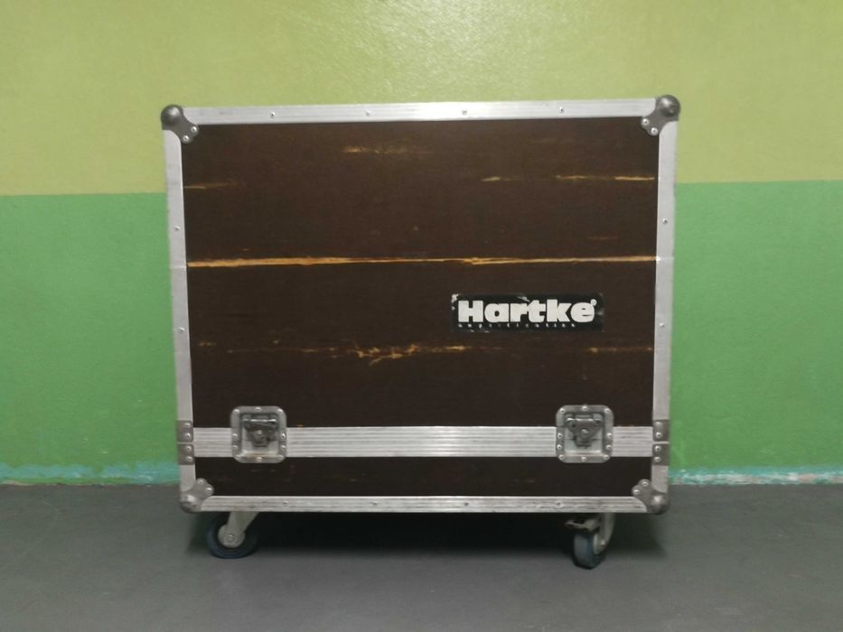 Coluna + cabeça Hartke + Case rígida