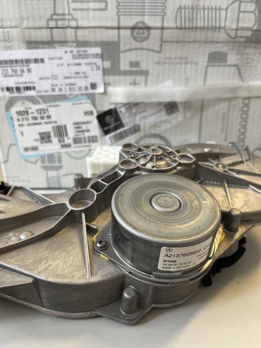 Motor da mala Mercedes E 2016-2023