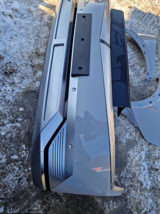 Hyundai ioniq 5, бампер передній C5G  комплектний