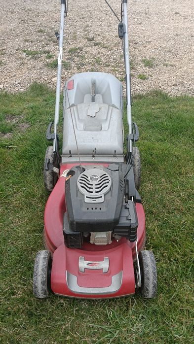 Kosiarka spalinowa castel garden