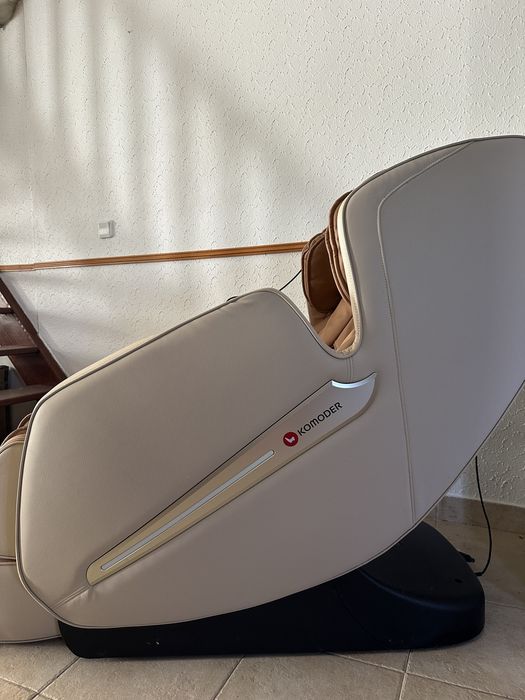 Cadeirão de Massagem KOMODER – Gama Alta