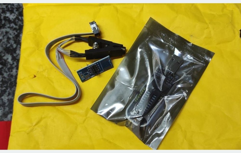Chip programador com pinças CH341A EEPROM