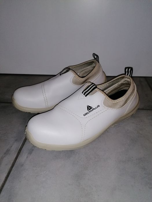 Sapatos biqueira aço cozinha nr 42