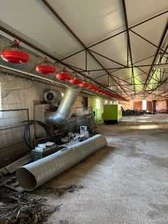 Maquina de Aquecimento a ar e condutas para estufas