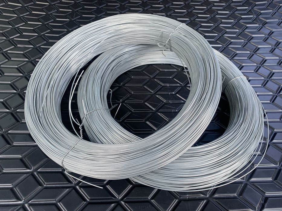 Проволока вязальная оцинкованная. Дріт вязальний