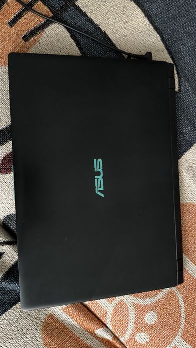 Portátil Asus A560UD para reparação
