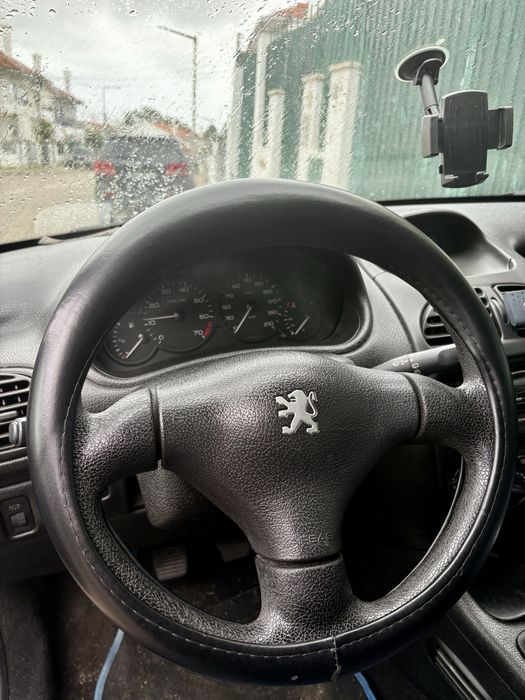 Peigeot 206 - 1.1 Xt
