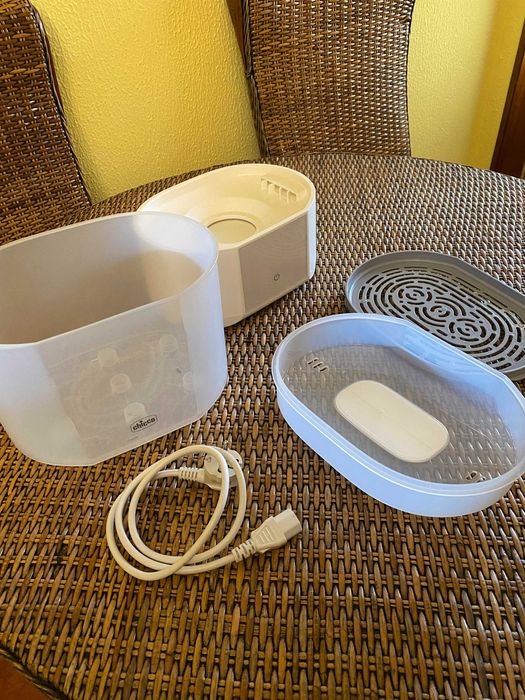 Esterilizador com secagem de biberões - Chicco430363337033011203