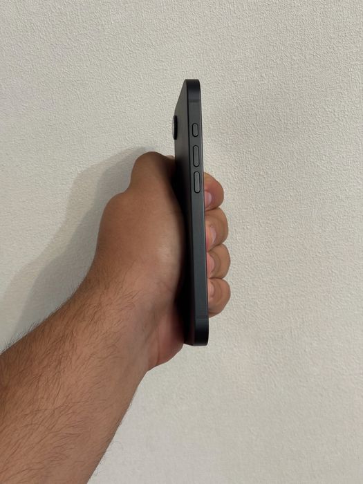 Iphone 16 e , 128 gb , neverlock , 100% акб , Айфон 16 Е , 128 гб неверлок