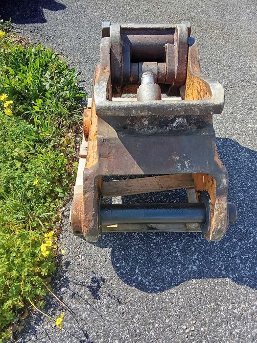 Engate rápido escavadora Hyundai R250-3