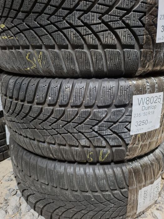 Продам зимові шини 235/50r18