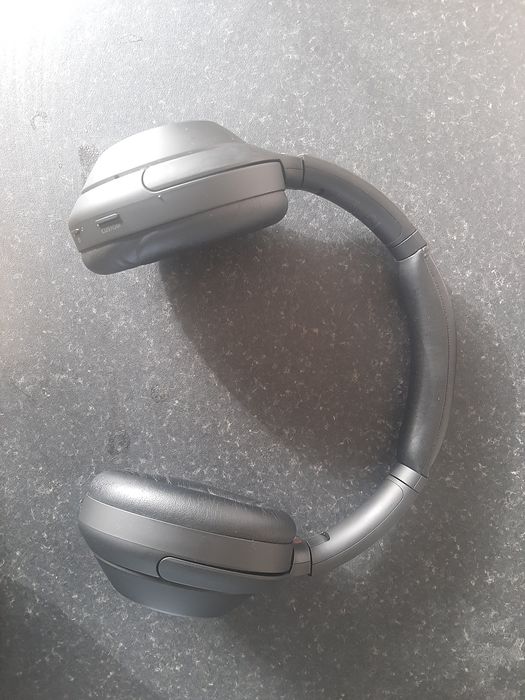 Słuchawki Sony WH 1000 XM4