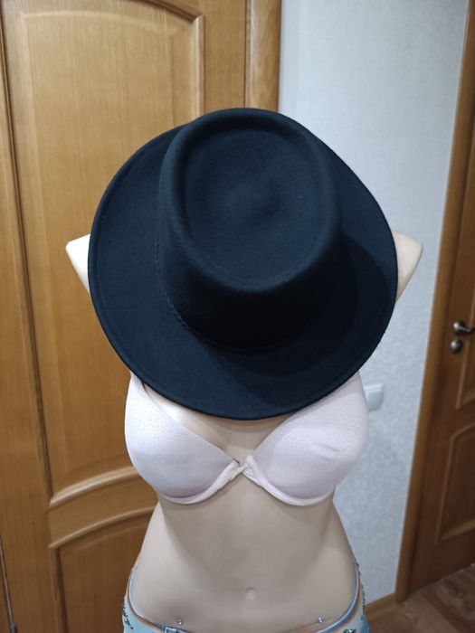 Шляпа  из фетра , унисекс.