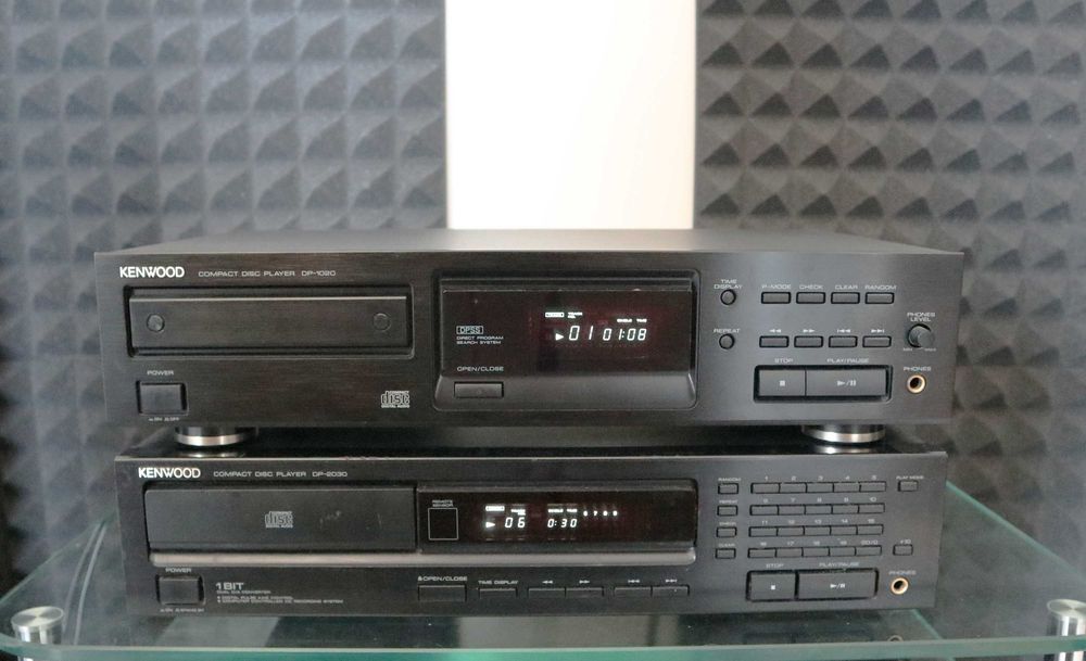 Проигрыватель CD    KENWOOD DP-1020
