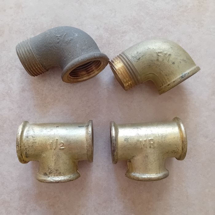 Material de canalização latão