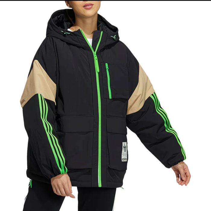 Adidas куртка жіноча
