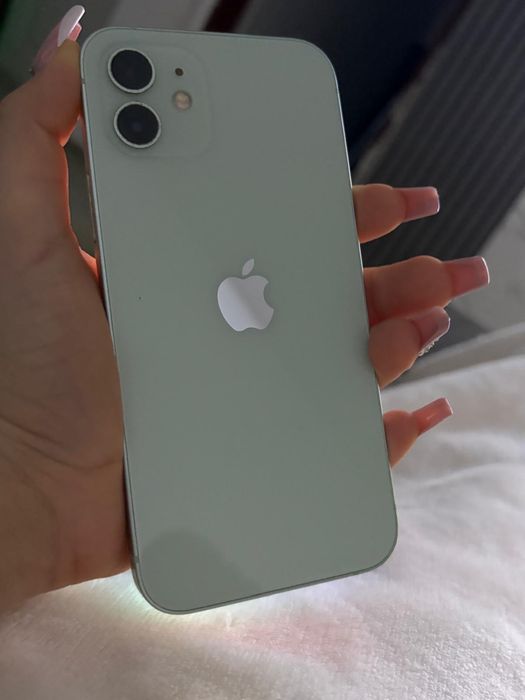 Boas vendo iphone 12 128gb