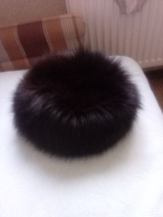 Продам головний убір з песця.