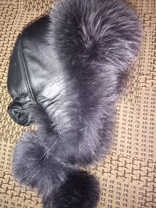 Шапка з хутра песця