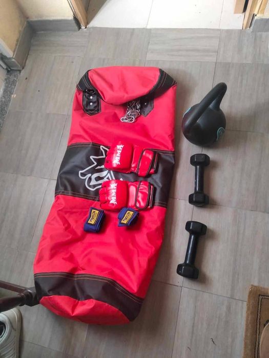 Saco de Boxe e Acessórios