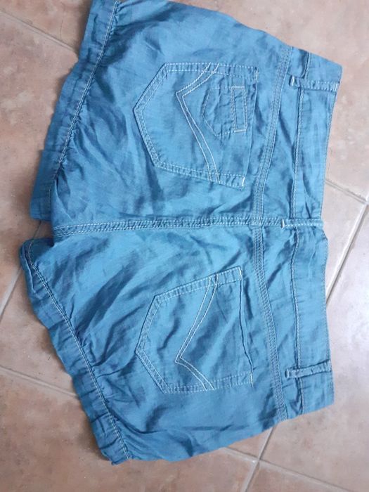 Sapatos 39 e calções n 38