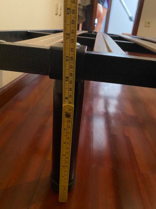 Estrado com pernas 180x120
