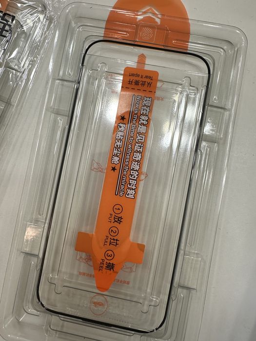 Захисне скло Iphone 16 Pro та чохол 16 Pro Max