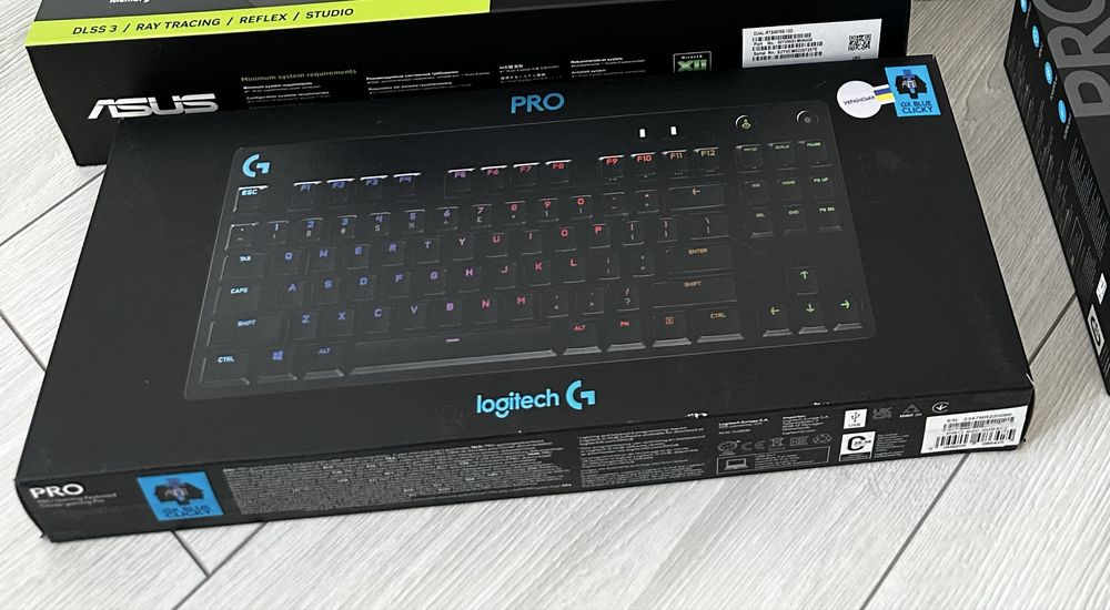 Клавіатура дротова Logitech G PRO Mechanical Gaming USB