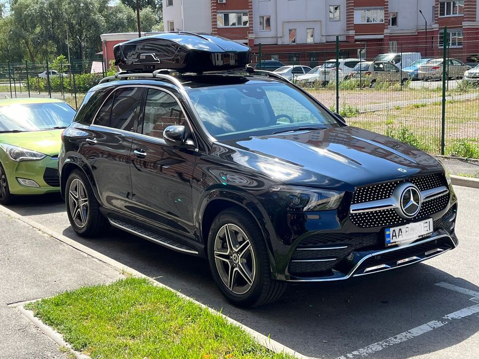 Поперечини на ваш Mercedes багажник Thule