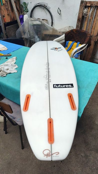 Prancha Surf 6.0 + Saco FCS + Quilhas