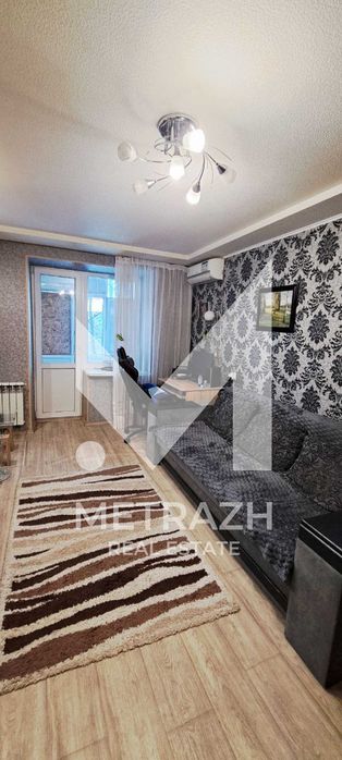Продам 2КОМ квартира с капремонтом, 2 этаж, Новые Дома, Дворец спорта