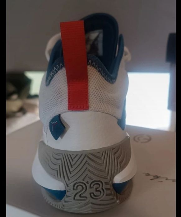 Tênis novo sem etiqueta