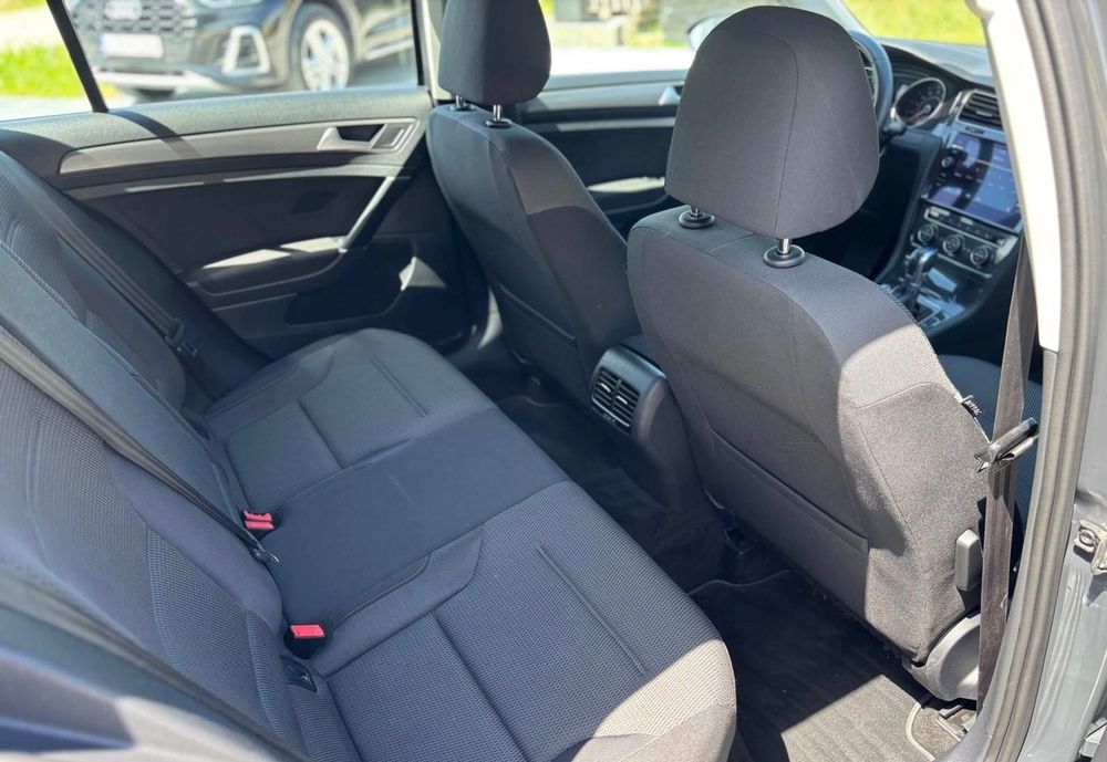 Volkswagen E-golf 2019