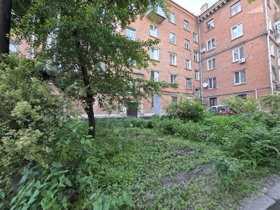 Продажа 1ком на 12 квартале, Б. Хмельницкого