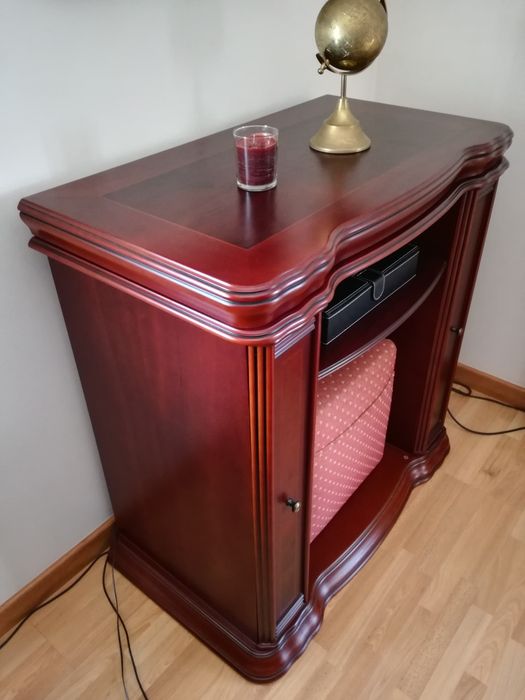 Móvel de apoio / Aparador/Bar