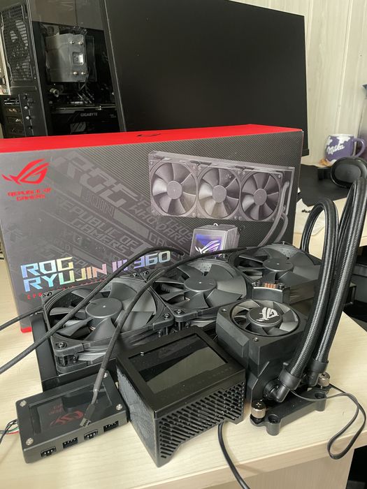 ASUS ROG Ryujin III 360 ARGB LCD — топовая СВО, полный комплект