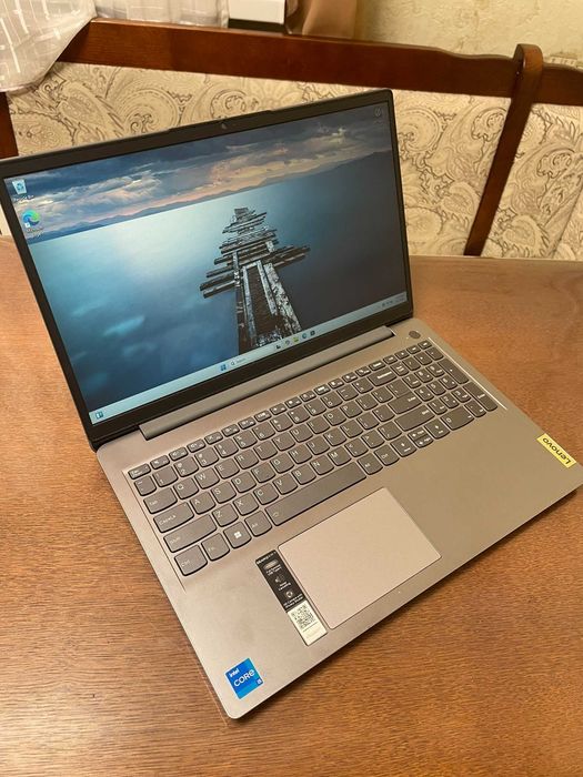 Ноутбук 15 IPS Lenovo Ideapad 3 15IAU7  (i5-1235U/16Gb/SSD 256Gb/Intel Iris Xe Graphics)