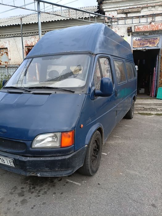Продам форд транзит2.5 дизель