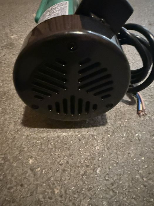 Безгерметичний насос з магнітною муфтою