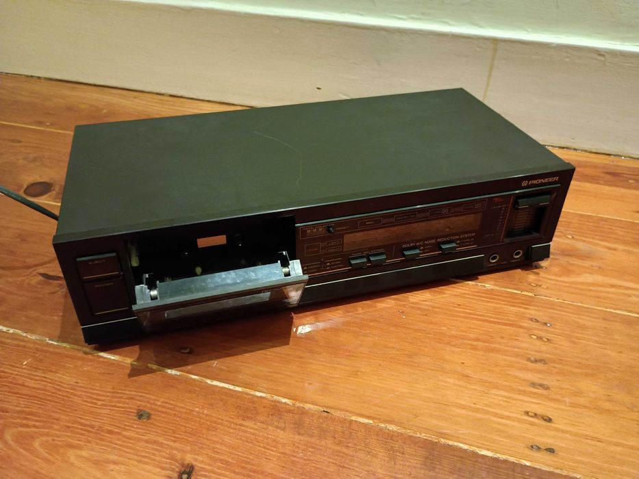 Pioneer Stereo Cassette Tape Deck CT-770