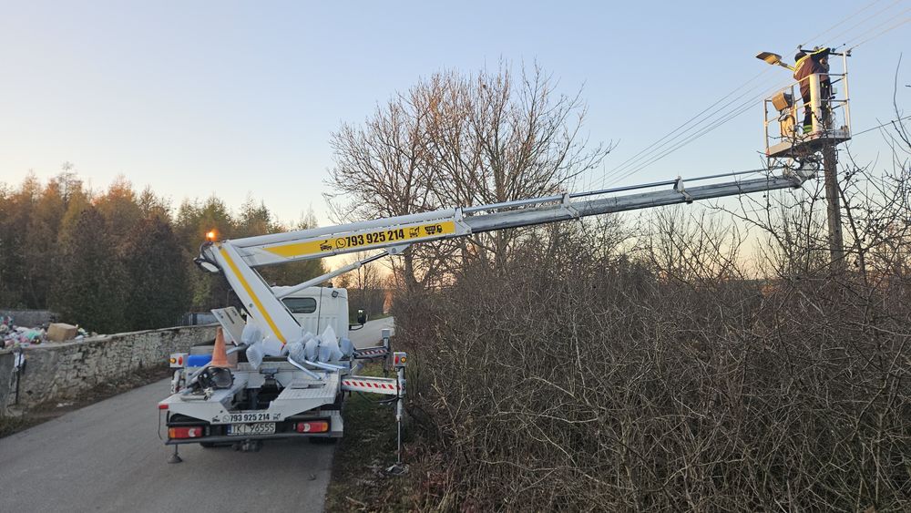 Podnośnik koszowy zwyżka 20m góra 14m bok
