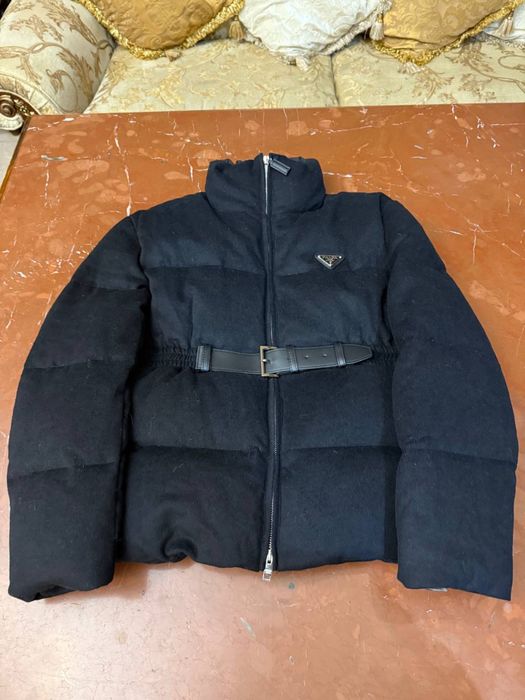 Пуховик Prada оригінал