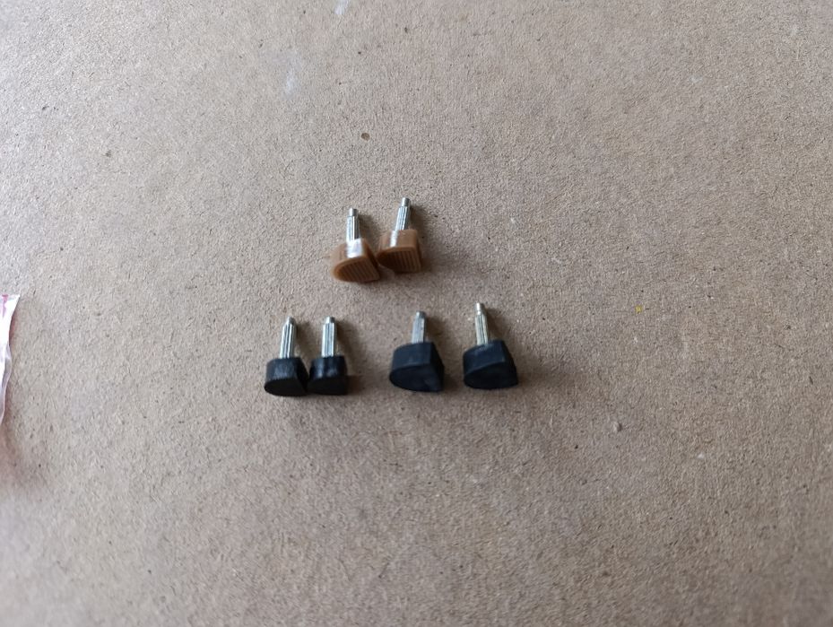 Набійкі на жіночі підбори