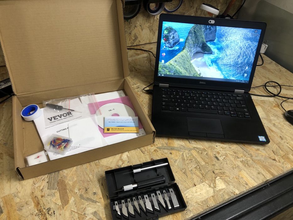 Ploter tnący Piaskarka mobilna 19l do liter nagrobnych w kamieniu