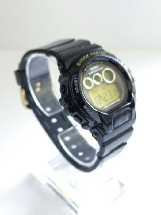 Casio G-shock mini GMN-690G